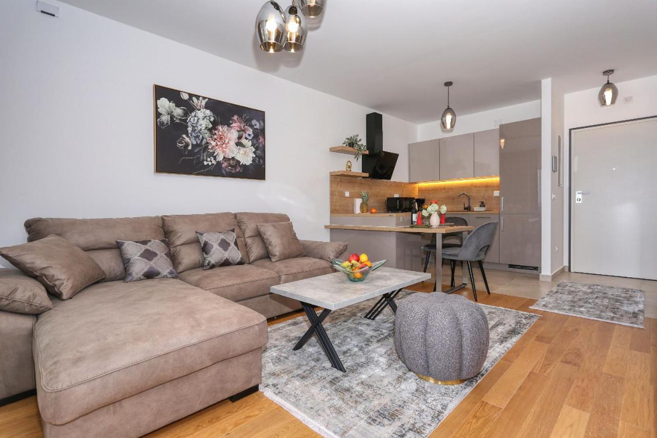 Apartments Luna With Free Parking Zadar Dış mekan fotoğraf